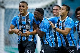 Grêmio goleia Botafogo por 5 a 3, de virada, na Arena, e Carlos Vinícius é o grande destaque